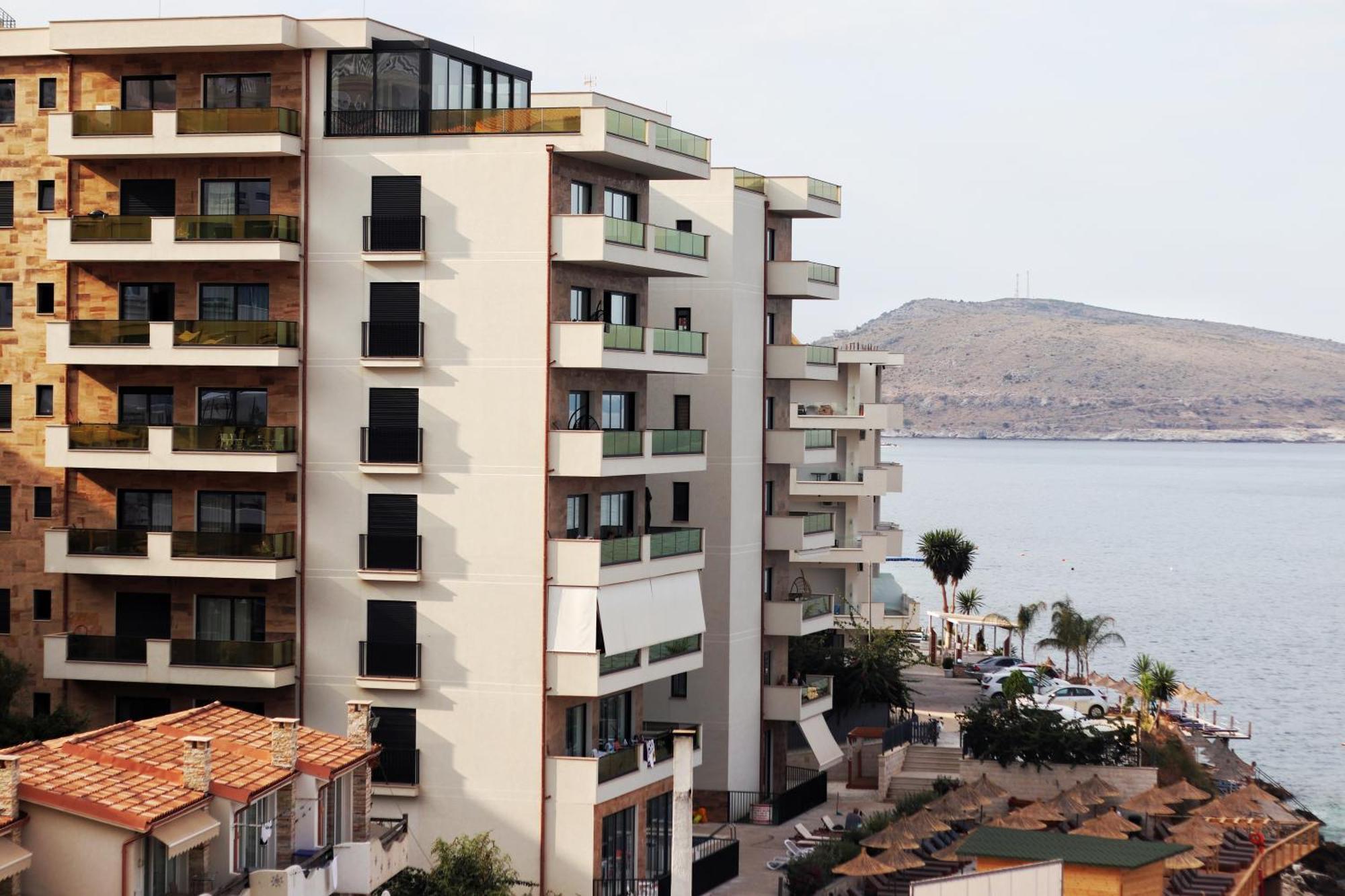Golden Beach Suites Sarandë Exteriér fotografie