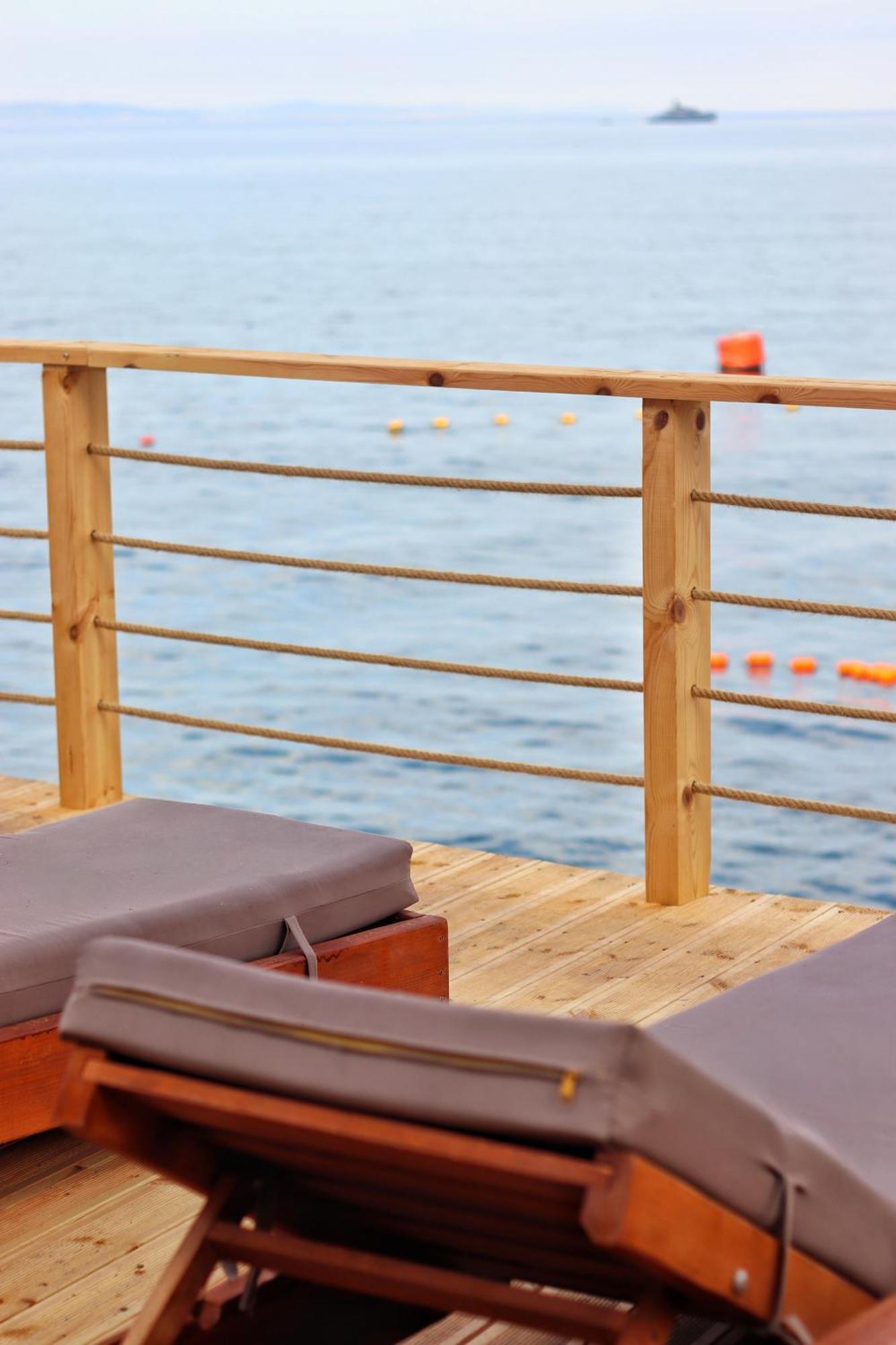 Golden Beach Suites Sarandë Exteriér fotografie