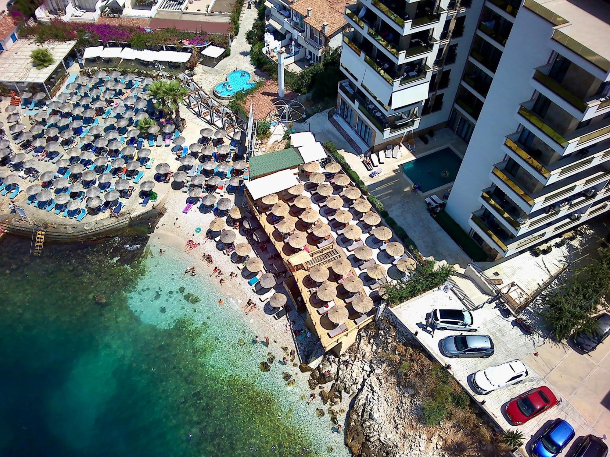 Golden Beach Suites Sarandë Exteriér fotografie